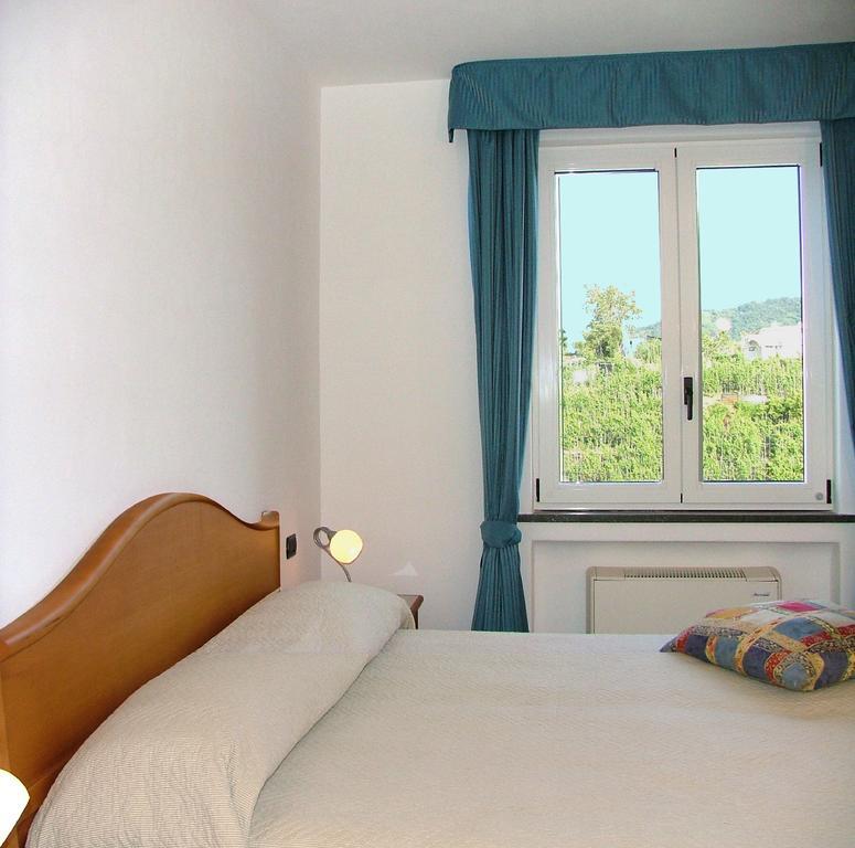Villa Rosalia Barano dʼIschia Pokoj fotografie